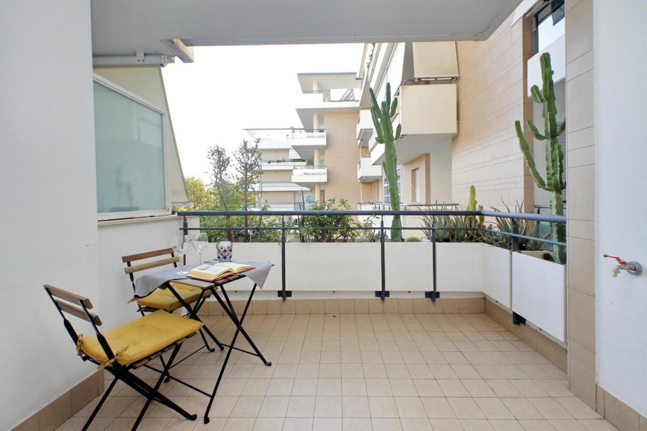Bilocale Con Vista Sull'Aeroporto - Comodo Per Il Viaggio Fiumicino Extérieur photo